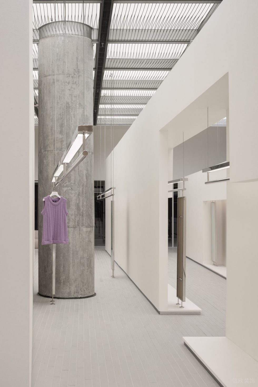 現(xiàn)代風(fēng)服裝店裝修設(shè)計(jì)-灰色復(fù)古磚過(guò)道 現(xiàn)代風(fēng)服裝店裝修設(shè)計(jì)-灰色復(fù)古磚過(guò)道