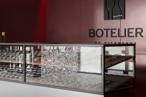 深圳市羅湖區(qū)泥崗83㎡紅酒專賣店裝修設(shè)計(jì) 玻璃島臺