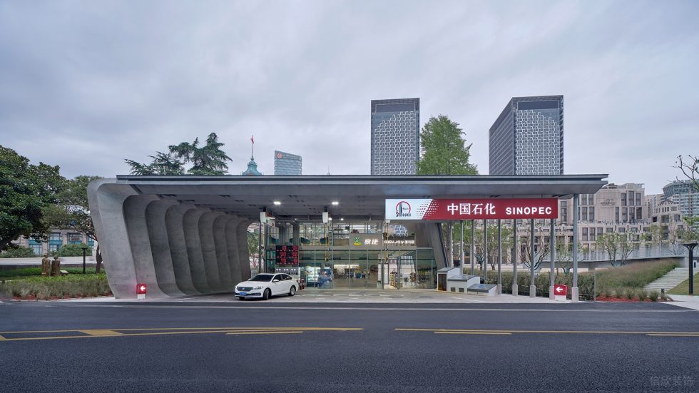 深圳市南山區南油中石化加油站實景效果圖-正立面 深圳市南山區南油中石化加油站實景效果圖-正立面