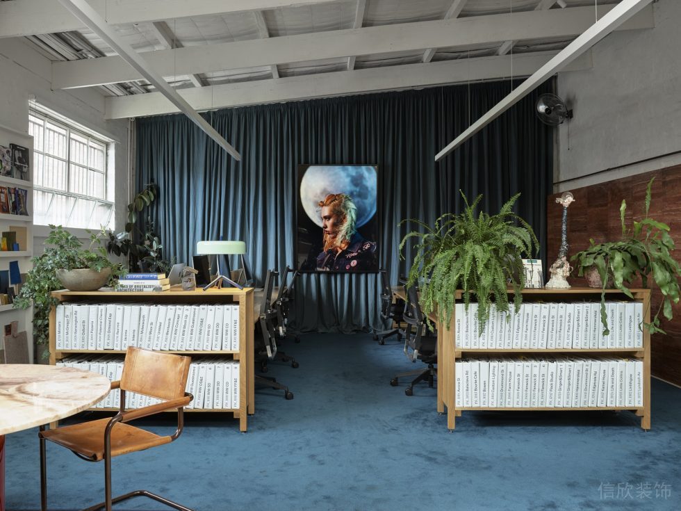 深圳市南山區(qū)深圳灣科技生態(tài)園地中海風(fēng)格辦公室裝修設(shè)計(jì)方案 開(kāi)放式工作區(qū)