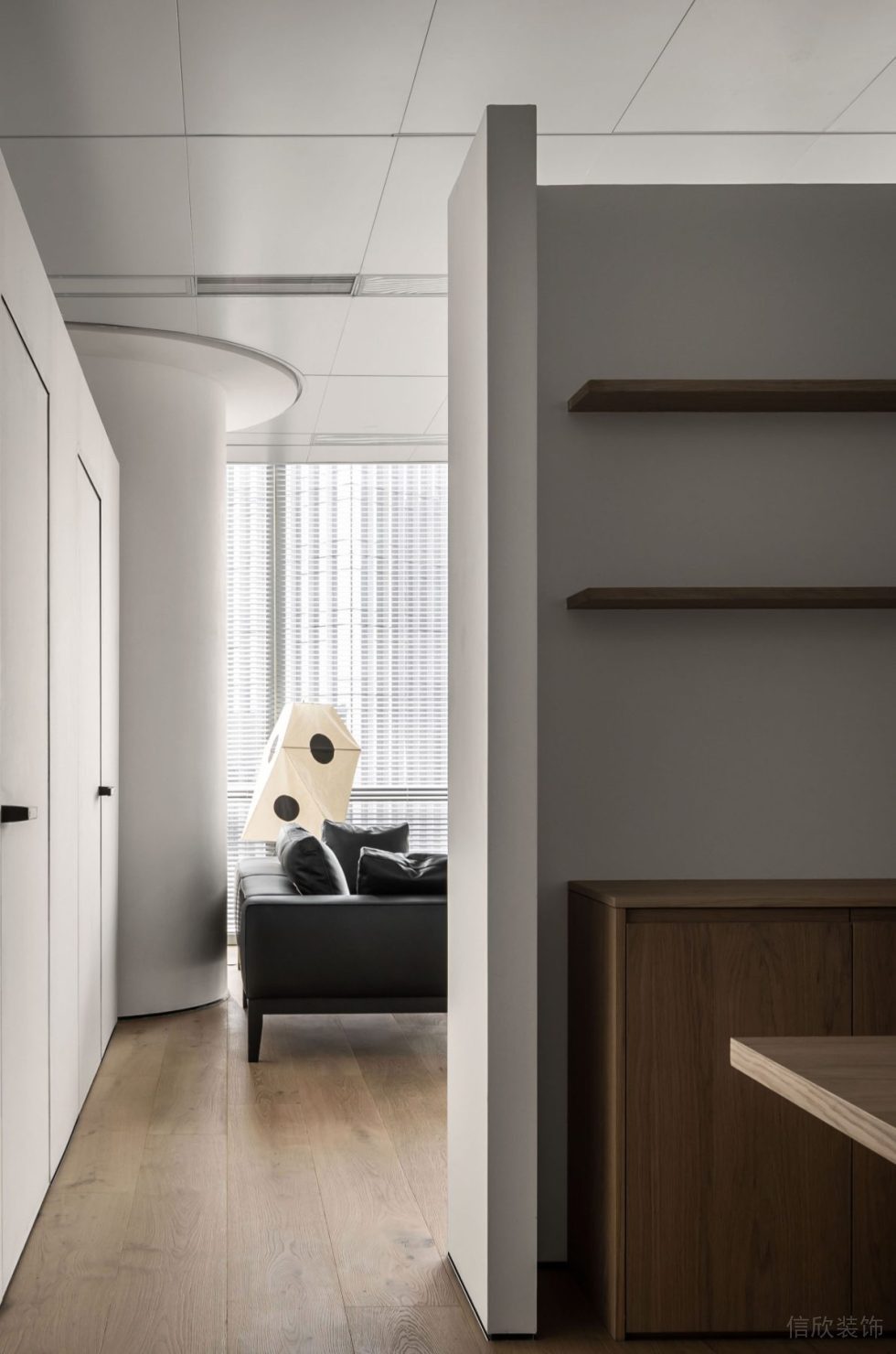 深圳市南山區(qū)天瓏大廈現(xiàn)代簡約原木風(fēng)辦公室裝修設(shè)計(jì)方案 局部視角圖