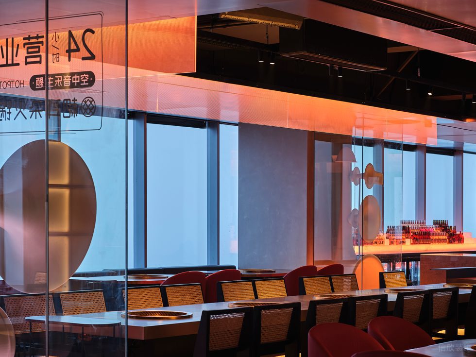 潮流中國風火鍋店高級用餐區(qū)裝修設計