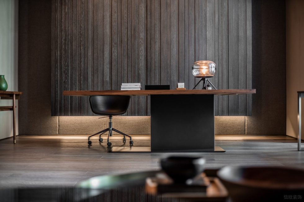 灰色極簡工業風辦公室裝修設計深色調董事長辦公室 灰色極簡工業風辦公室裝修設計深色調董事長辦公室