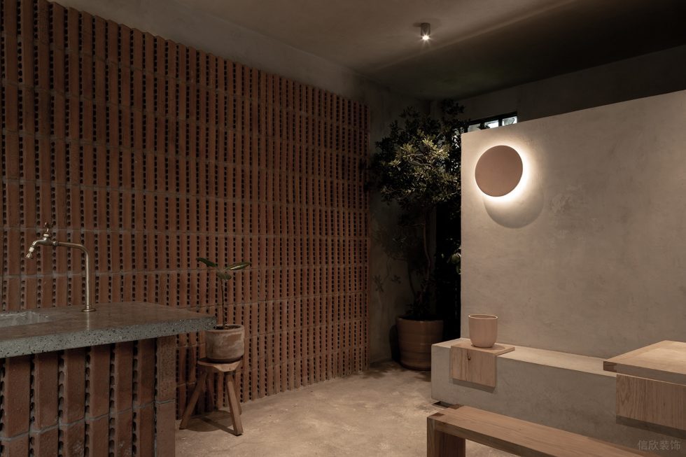 極簡(jiǎn)大地質(zhì)感西餐廳廁所入口裝修設(shè)計(jì)