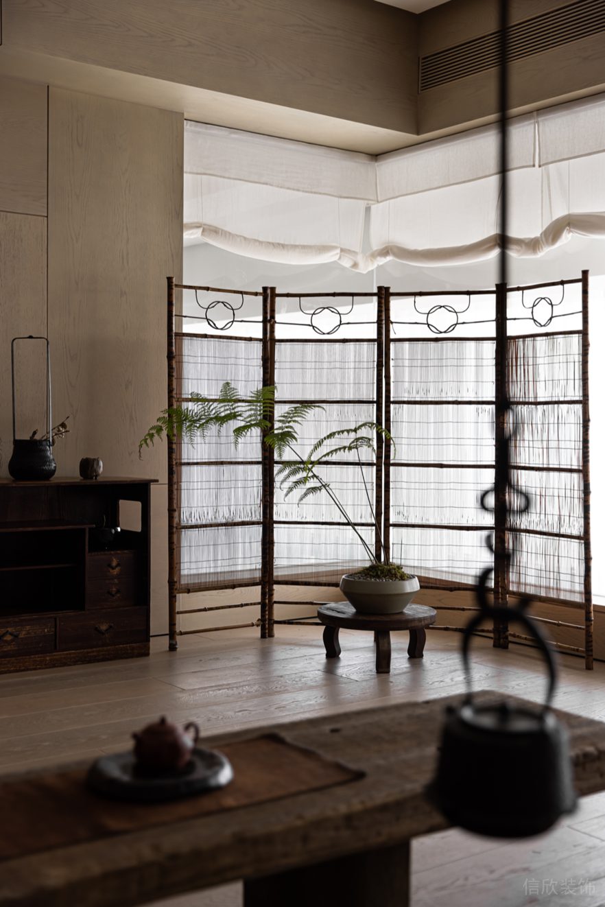 極簡寧靜風(fēng)辦公室裝修設(shè)計 茶室中式屏風(fēng)