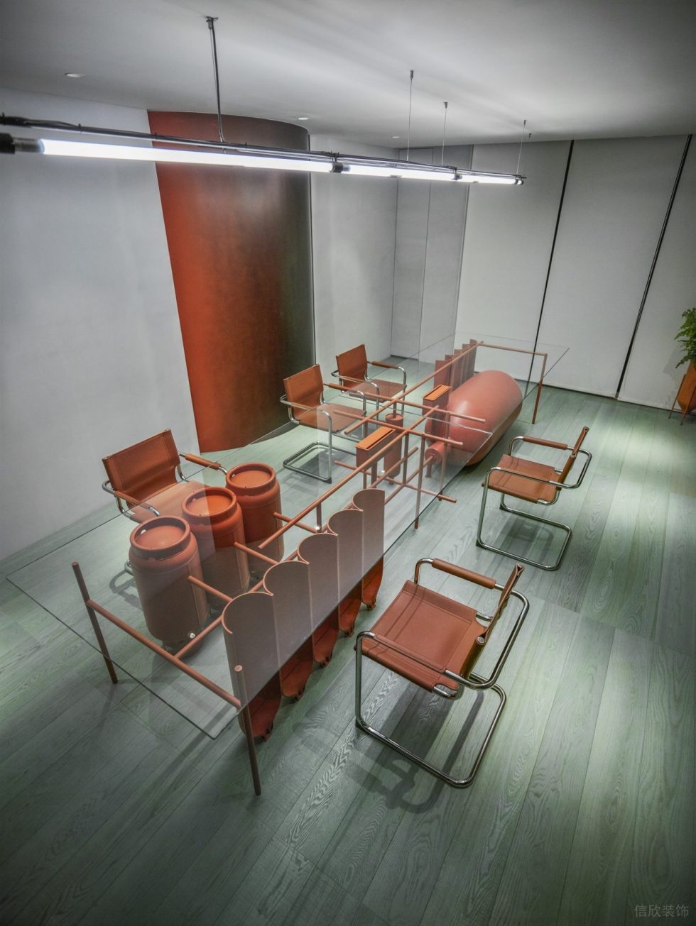 機(jī)械工業(yè)風(fēng)辦公室裝修設(shè)計(jì)橙色主題會(huì)議室效果圖