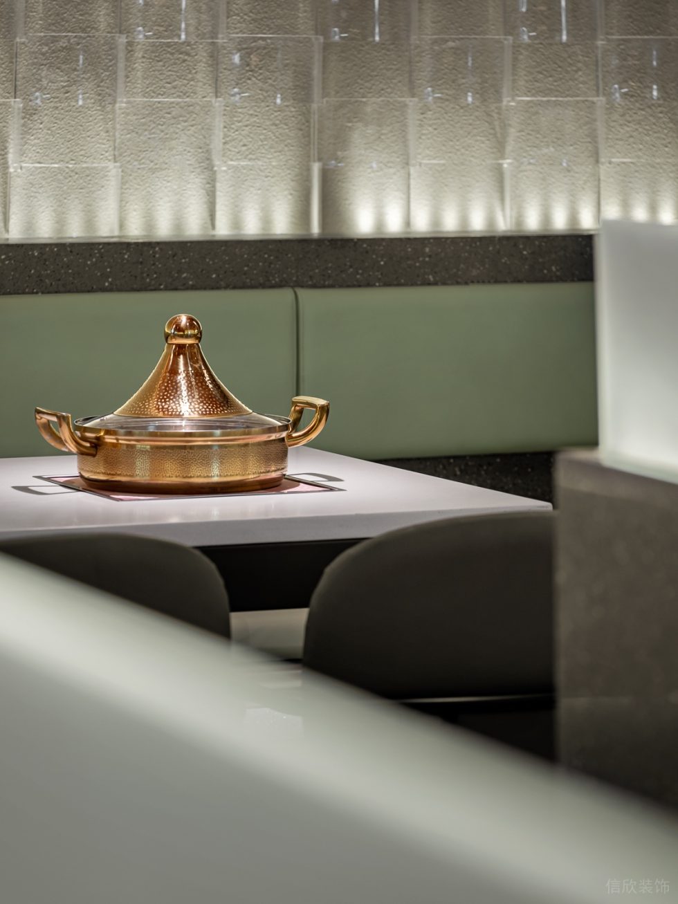 簡約現(xiàn)代風(fēng)餐飲店氛圍感軟裝搭配裝修設(shè)計