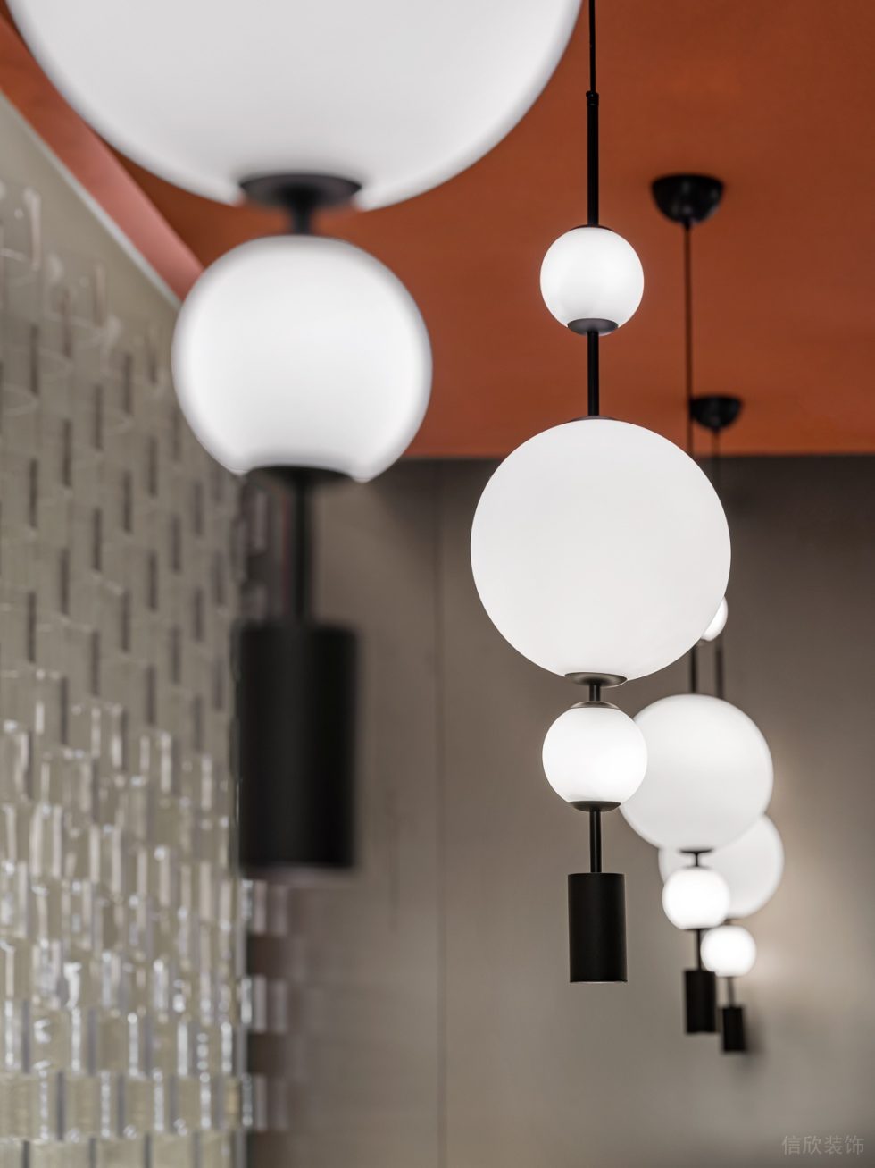 簡約現(xiàn)代風(fēng)餐飲店簡約燈具裝修設(shè)計