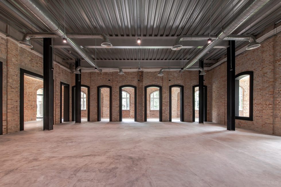 歐式工業(yè)風辦公室裝修案例 一層公共辦公區(qū)