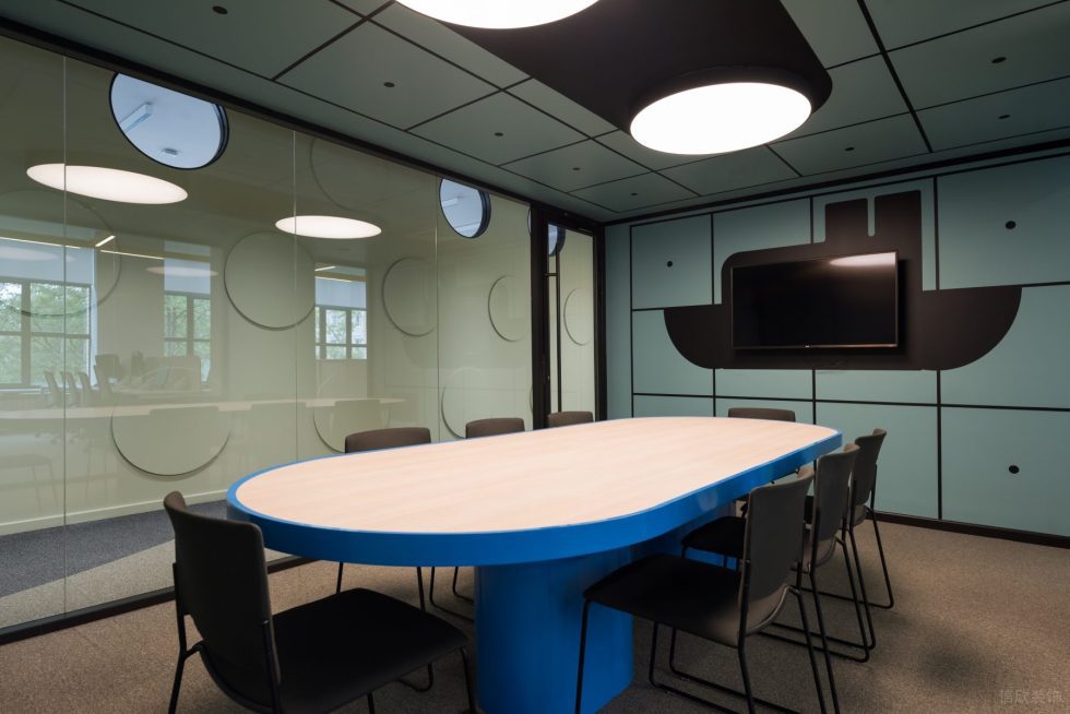 奇趣簡(jiǎn)約風(fēng)辦公室裝修設(shè)計(jì)淡綠色會(huì)議室 奇趣簡(jiǎn)約風(fēng)辦公室裝修設(shè)計(jì)淡綠色會(huì)議室