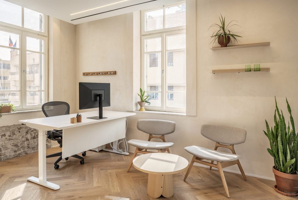 自然簡(jiǎn)約風(fēng)辦公室裝修設(shè)計(jì)暖白色經(jīng)理辦公室 自然簡(jiǎn)約風(fēng)辦公室裝修設(shè)計(jì)暖白色經(jīng)理辦公室