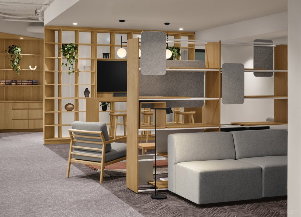 清新現(xiàn)代風(fēng)辦公室裝修設(shè)計原木色休閑接待區(qū)