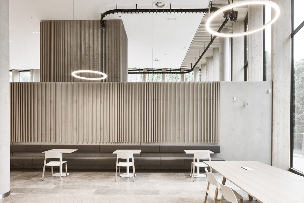 淡色系現代極簡風辦公室裝修設計淺咖色休閑洽談區 淡色系現代極簡風辦公室裝修設計淺咖色休閑洽談區