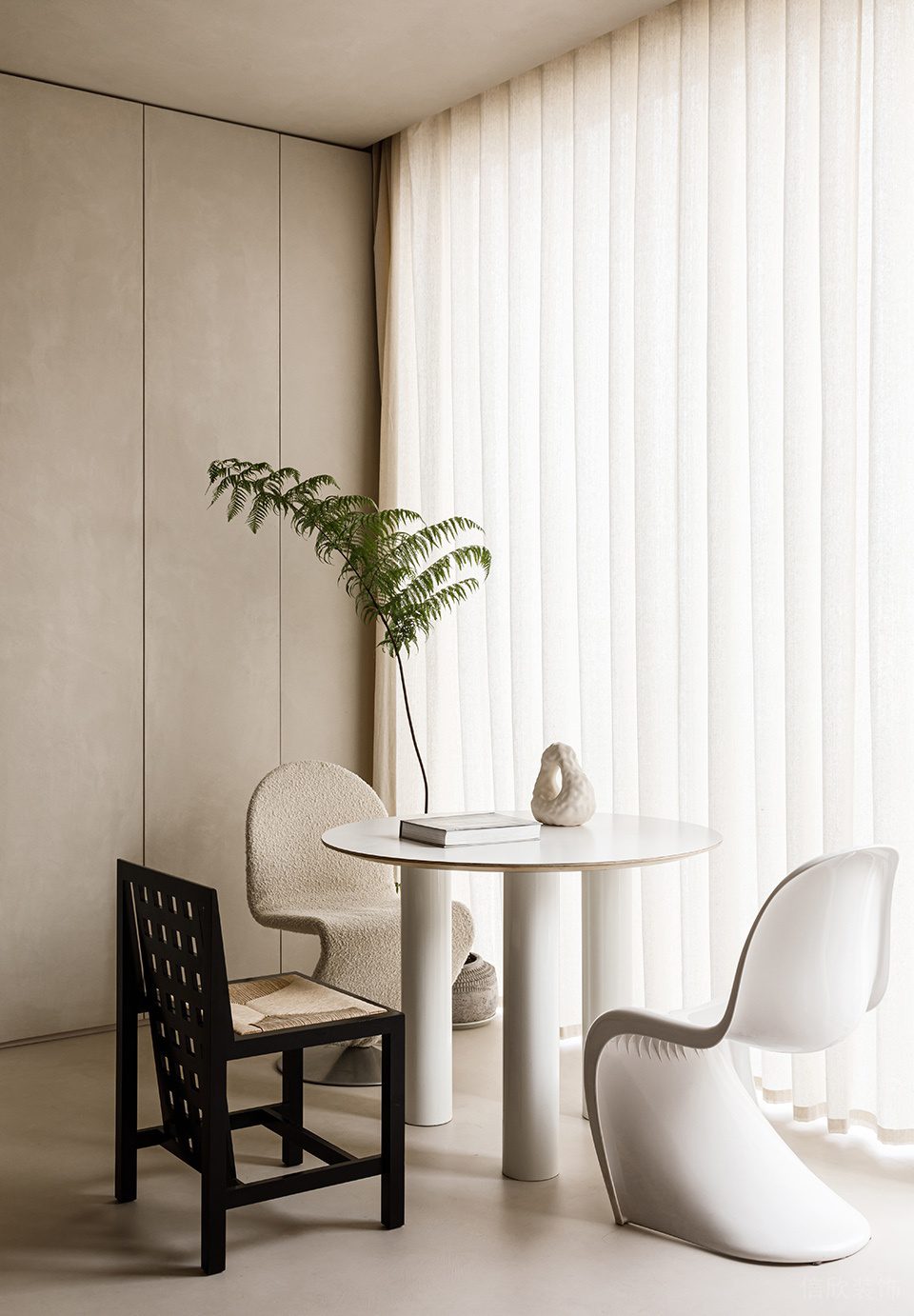 淡色原木簡約風(fēng)辦公室裝修設(shè)計淺咖色洽談區(qū) 淡色原木簡約風(fēng)辦公室裝修設(shè)計淺咖色洽談區(qū)