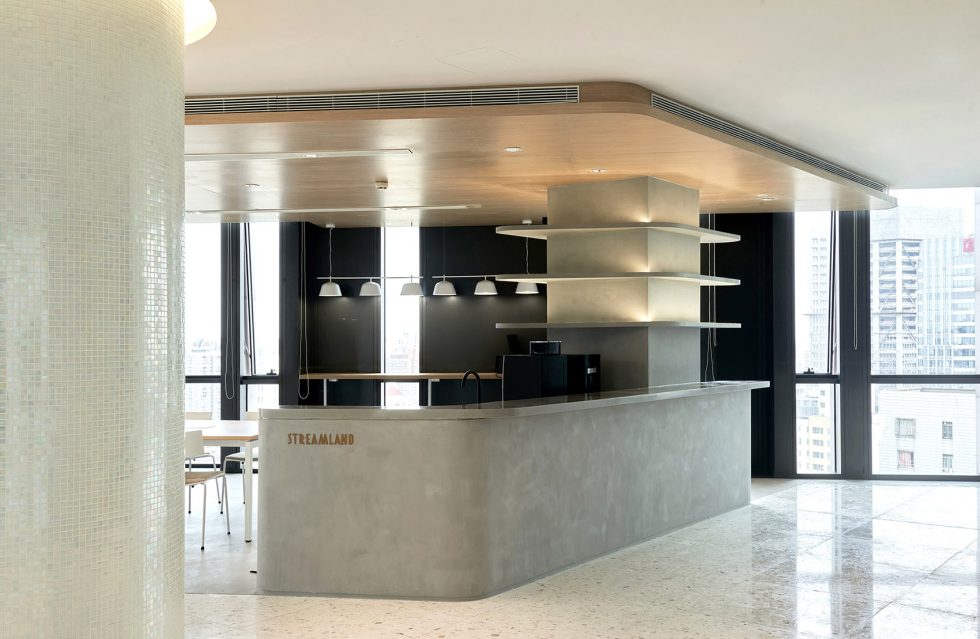 暖色黑白灰極簡風辦公室裝修設計灰色調水吧 暖色黑白灰極簡風辦公室裝修設計灰色調水吧