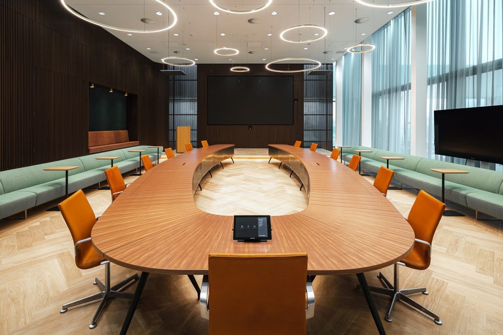 深暖色現(xiàn)代簡約風(fēng)辦公室裝修設(shè)計暖色調(diào)會議室 深暖色現(xiàn)代簡約風(fēng)辦公室裝修設(shè)計暖色調(diào)會議室