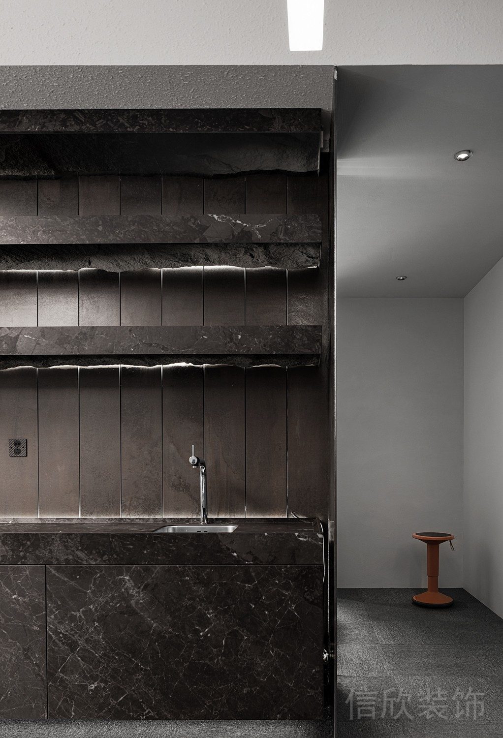 辦公室工業(yè)風(fēng)深色大理石柜子