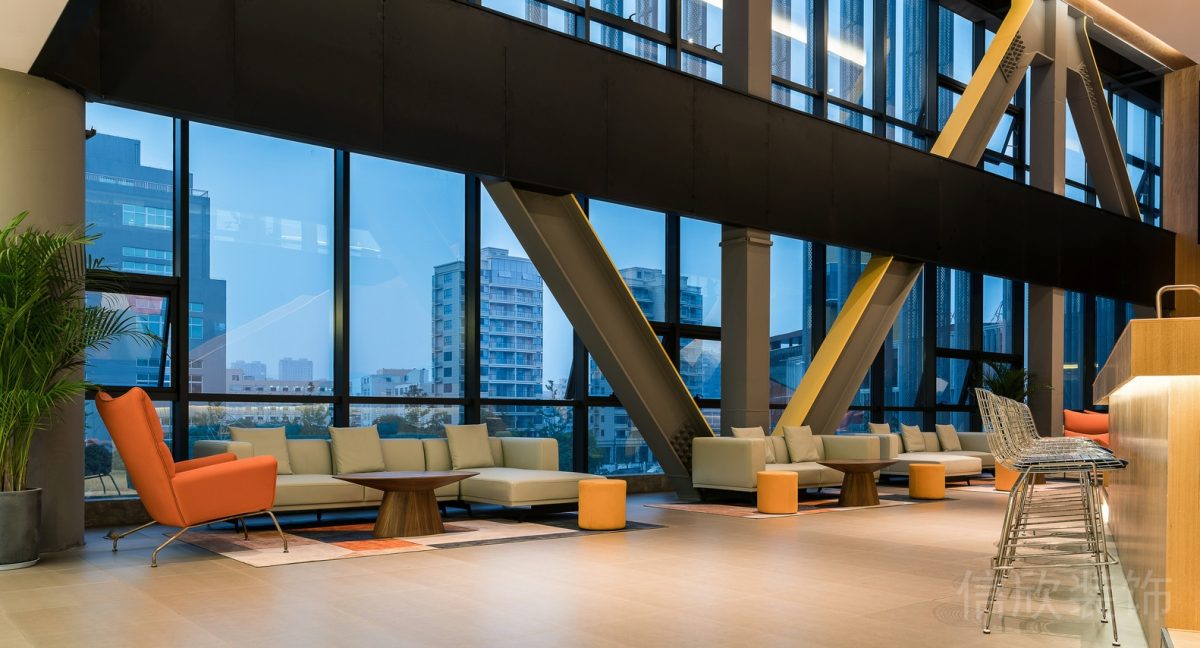 復(fù)合型材料木地板等候區(qū)辦公室設(shè)計(jì)