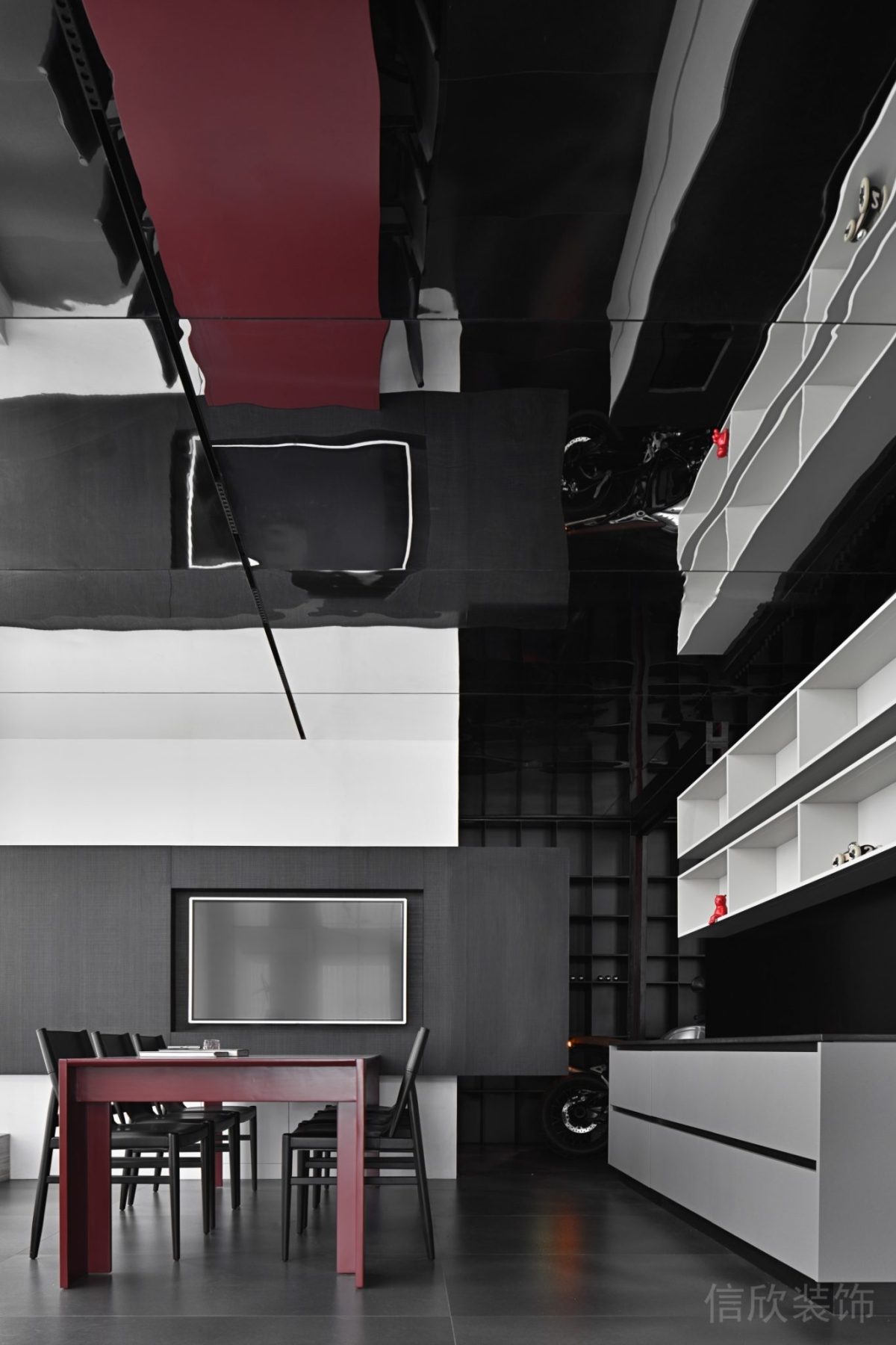 紅木桌子搭配黑色極簡(jiǎn)黑椅