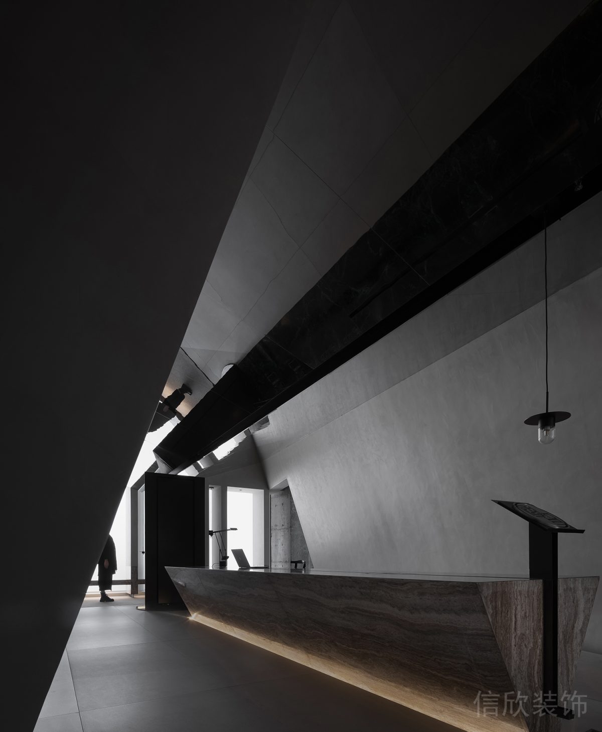 簡(jiǎn)歐深色辦公室等候區(qū)方形天花板吊頂設(shè)計(jì)