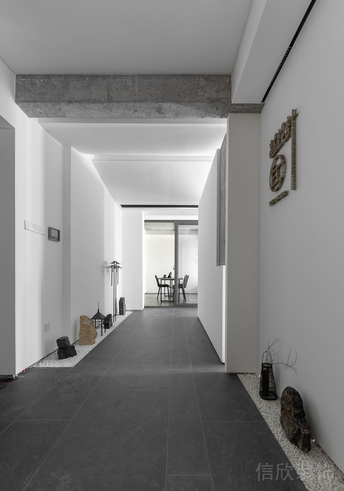 簡(jiǎn)約現(xiàn)代風(fēng)辦公空間過(guò)道裝修設(shè)計(jì)