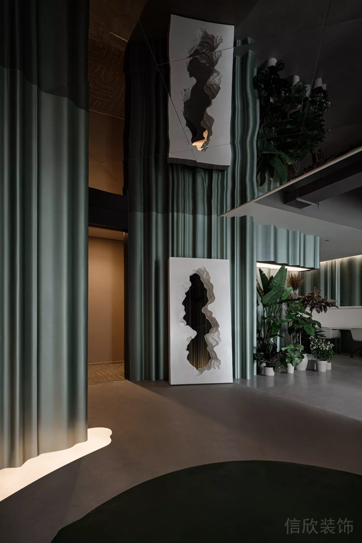 現(xiàn)代云朵式內嵌式地燈辦公室設計