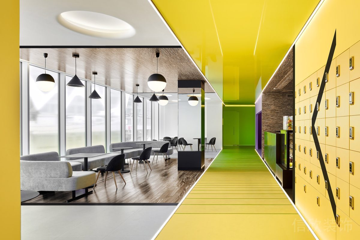 黃色直線式設(shè)計布藝沙發(fā)休息區(qū)收納墻柜裝修設(shè)計