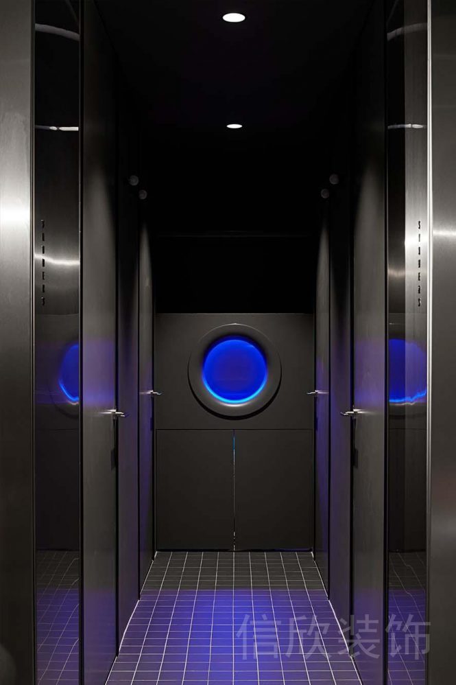 科技過道裝修設(shè)計健身房更衣室