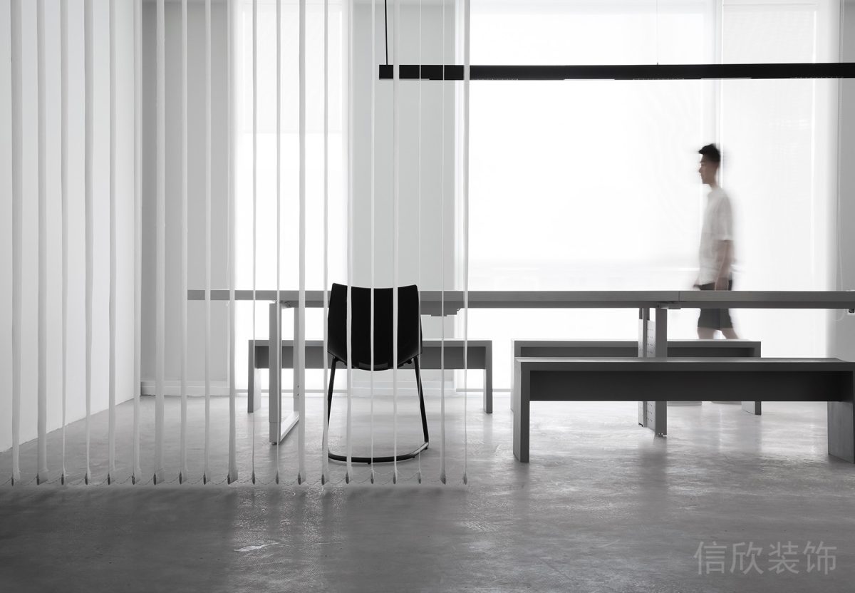 現(xiàn)代工業(yè)風辦公空間會議室裝修設計