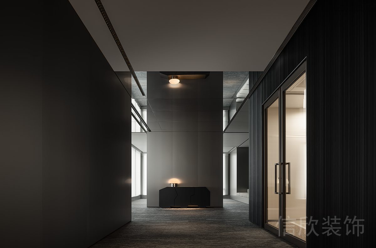 辦公室玻璃墻體隔斷裝修效果地毯設(shè)計(jì)效果圖天花簡約風(fēng)辦公室