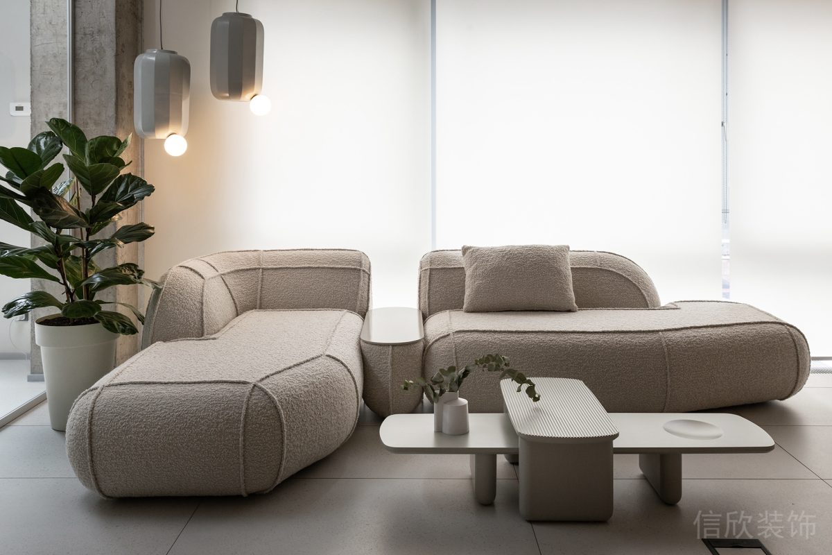 白色磨毛布藝沙發(fā)l型沙發(fā)樣板間辦公室裝修設(shè)計(jì)圖