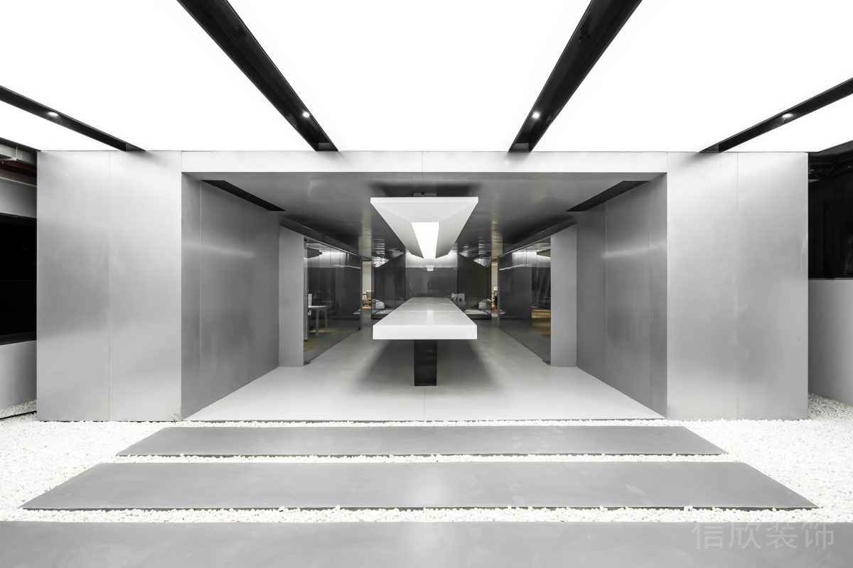 鵝軟石過(guò)道極簡(jiǎn)風(fēng)裝修設(shè)計(jì)金屬門框裝修過(guò)道設(shè)計(jì)圖辦公室