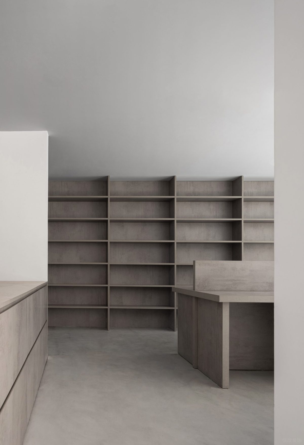 辦公室暗色調(diào)設計實木收納墻柜多功能效果裝修