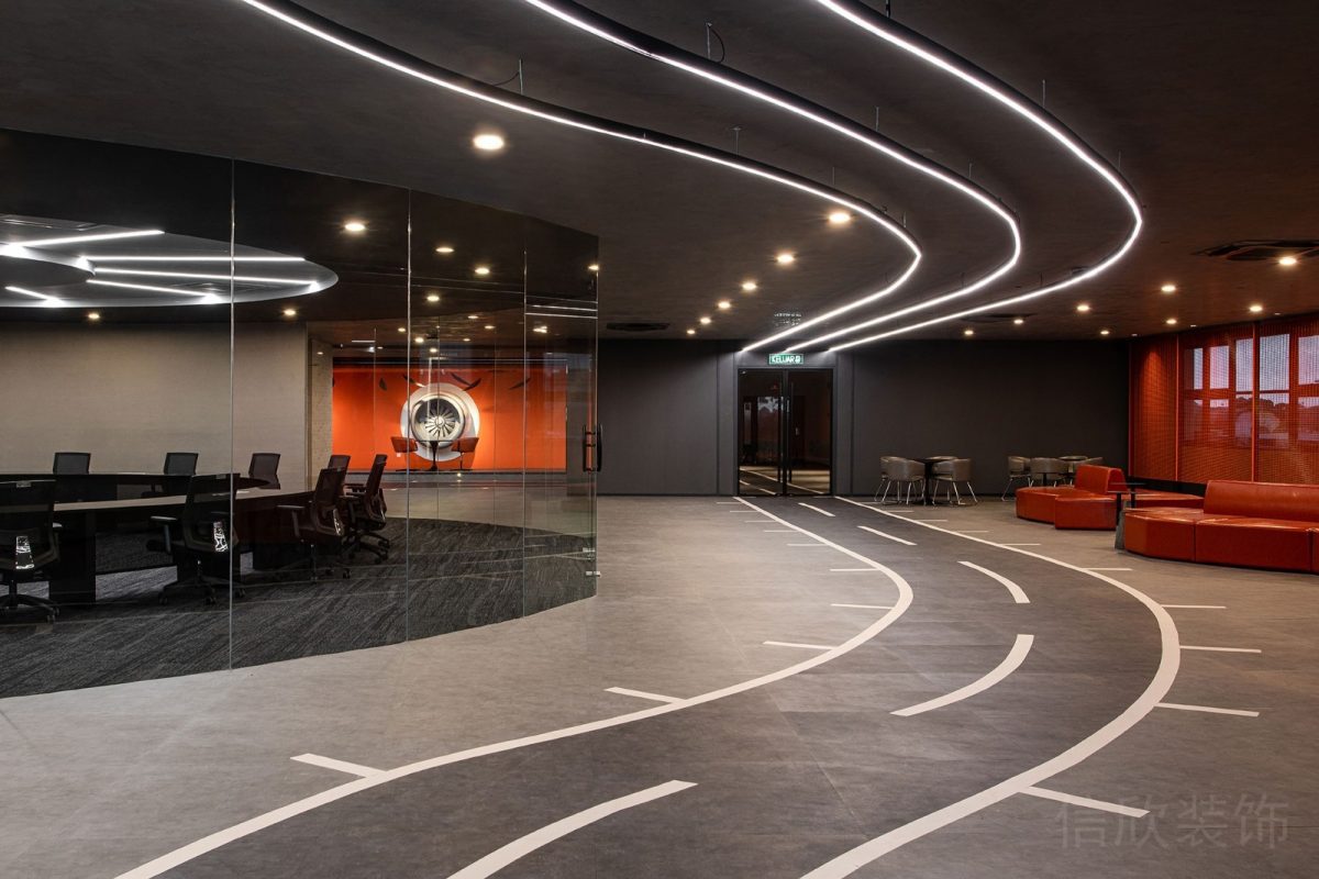 弧線設(shè)計白色過道指引效果辦公室玻璃隔斷裝修