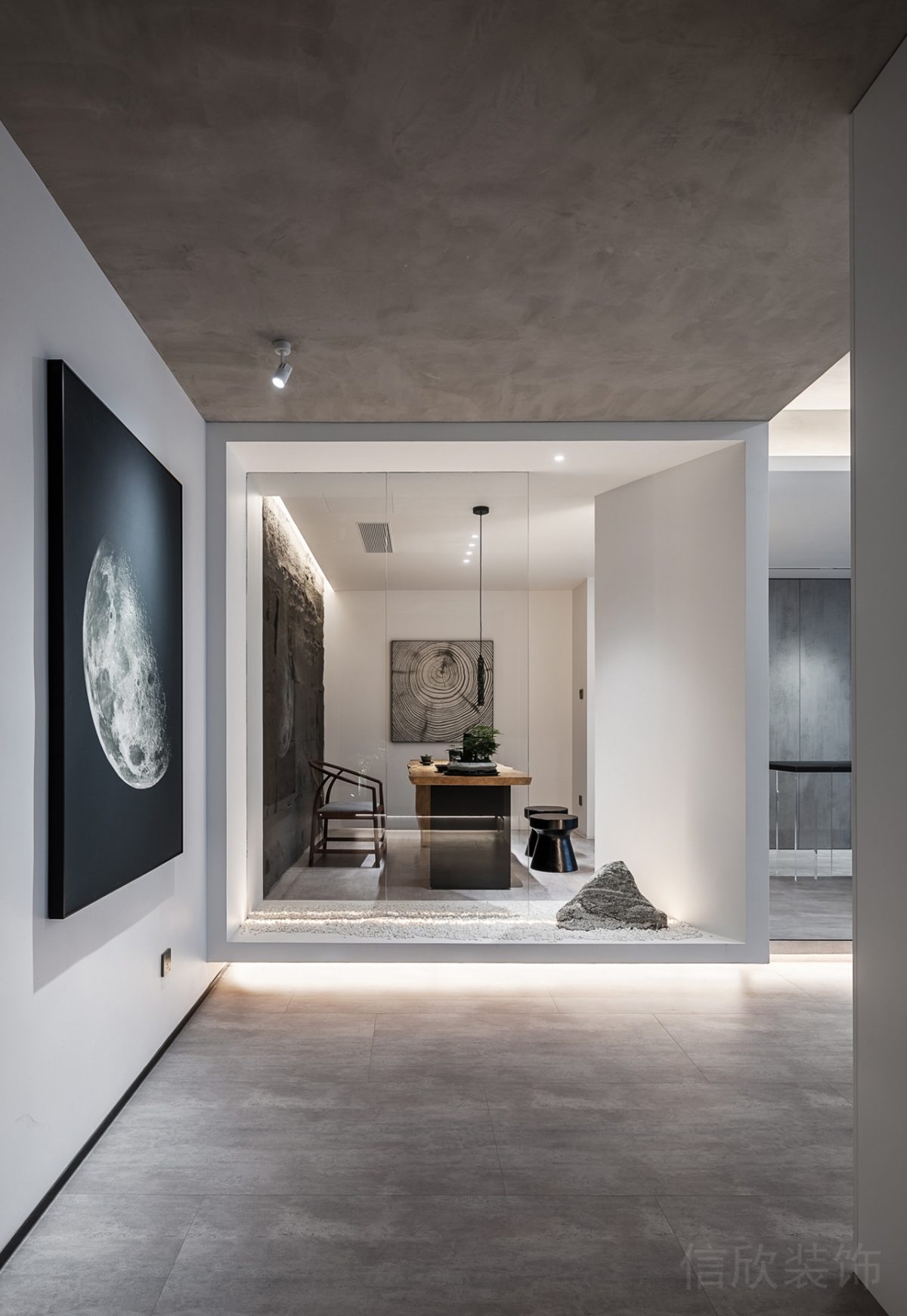 現(xiàn)代工業(yè)風(fēng)地臺(tái)燈飾設(shè)計(jì)效果中式風(fēng)奇石設(shè)計(jì)環(huán)形白色設(shè)計(jì)玻璃隔斷工作室裝修