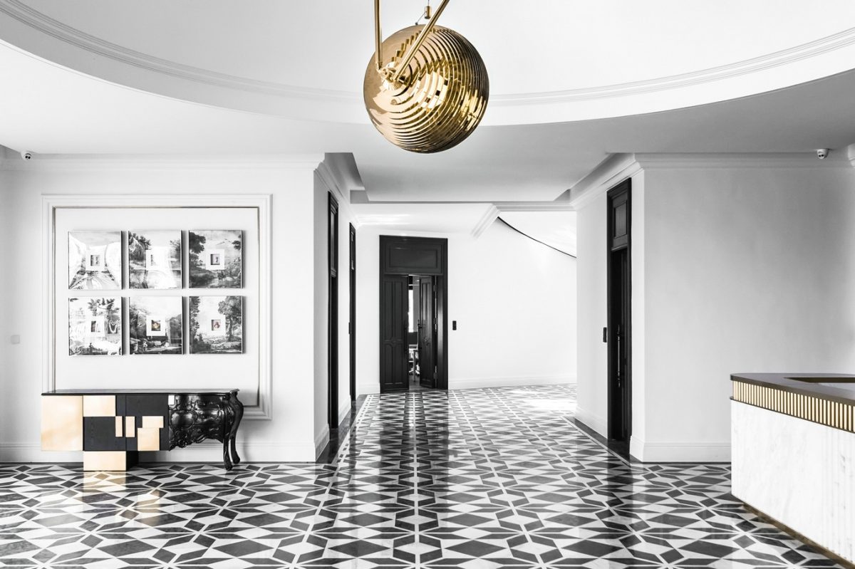 棋盤格辦公室裝修設計黑白色調(diào)經(jīng)典色彩效果鎏金燈飾設計圖